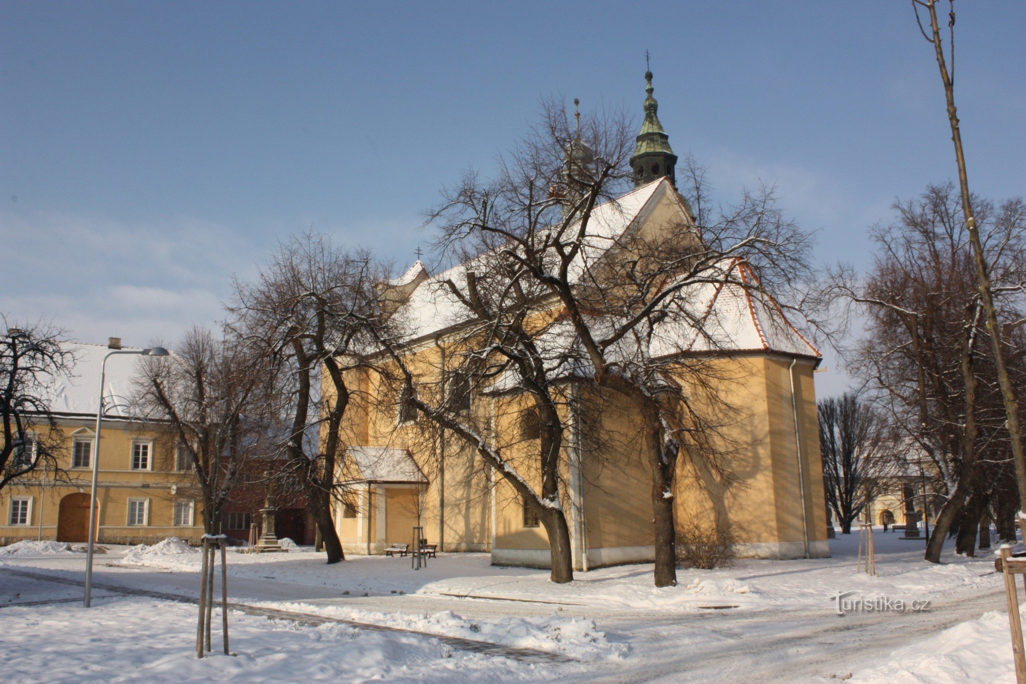 Župnijska cerkev sv. Marije Magdalene v Němčicah nad Hanou