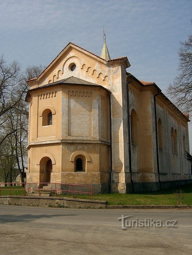 Sognekirken St. Peter og Paul - Zlatníky-Hodkovice