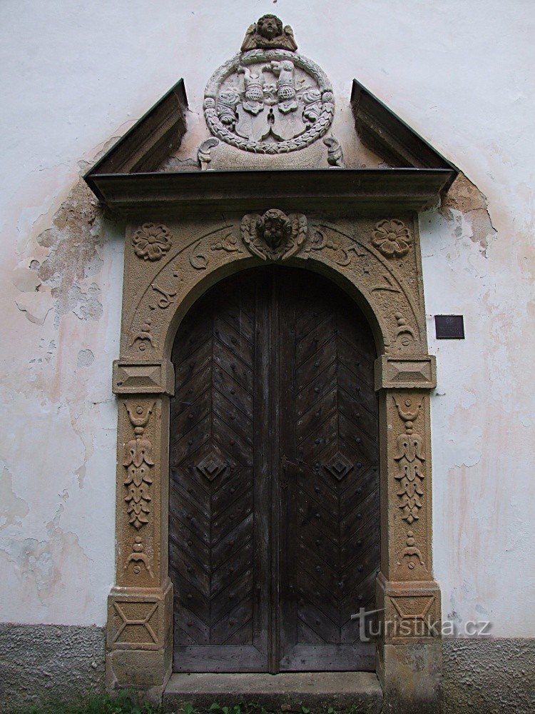 Chiesa filiale di S. Anny - portale