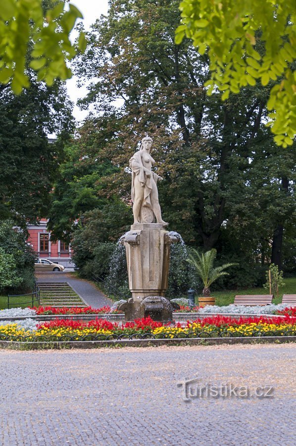 Fontaine avec Opava