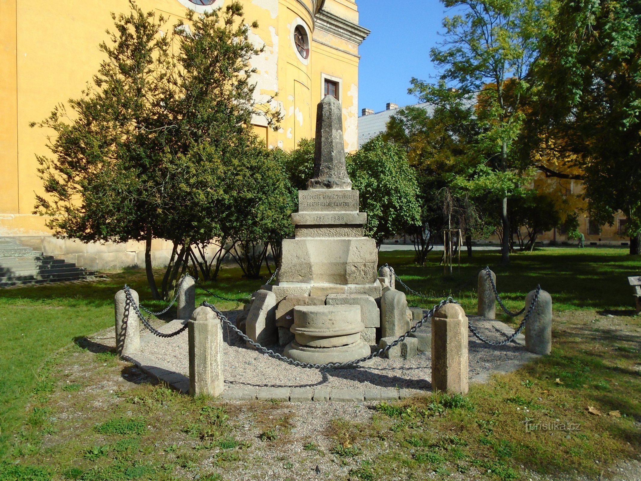 Spomenik utvrde (Josefov, 28.9.2017.)