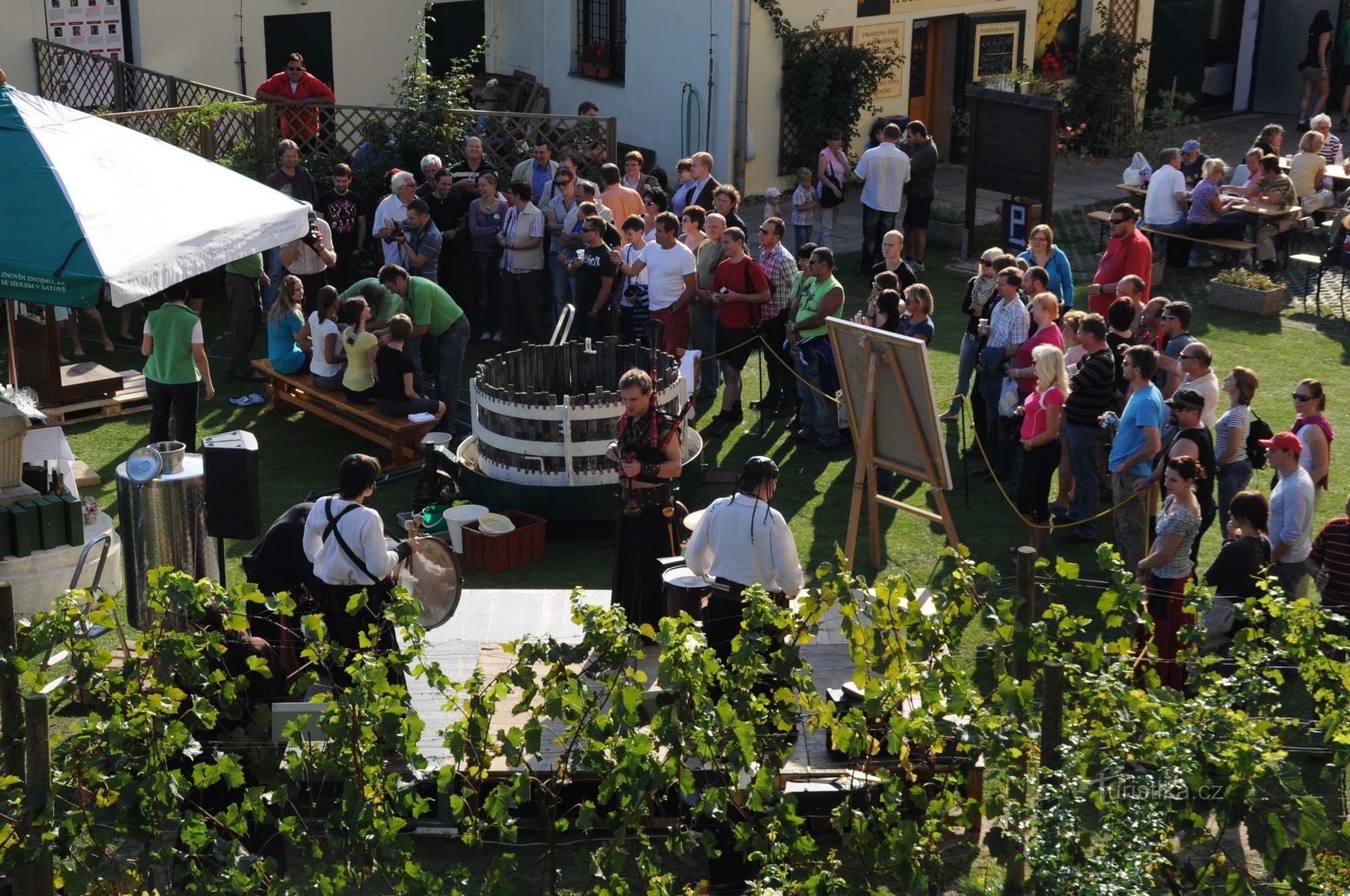 Foto: Burčákfest; arhiva www.vinazmoravy.cz