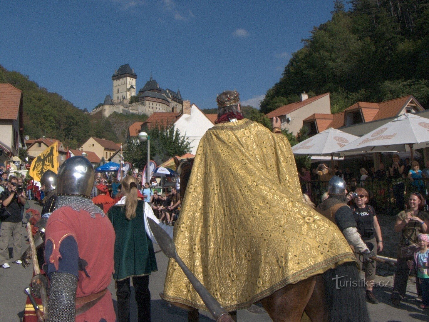 Foto: Karlštejnské vinobraní; archiv Vinařského fondu