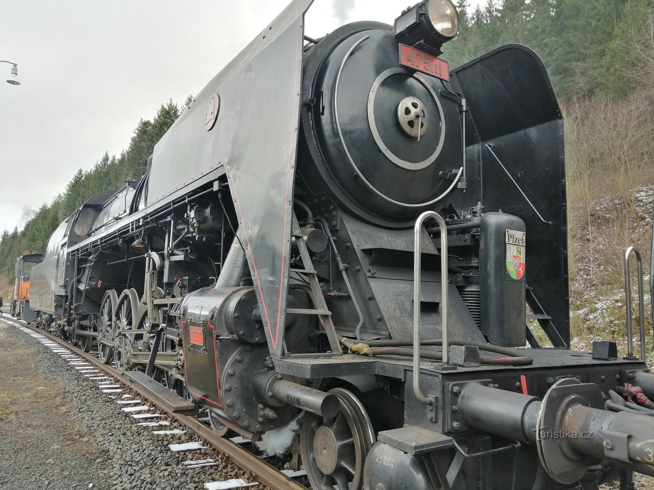 Fotografie cu locomotiva cu abur 475.111, numită Šlechtična - Sokolov