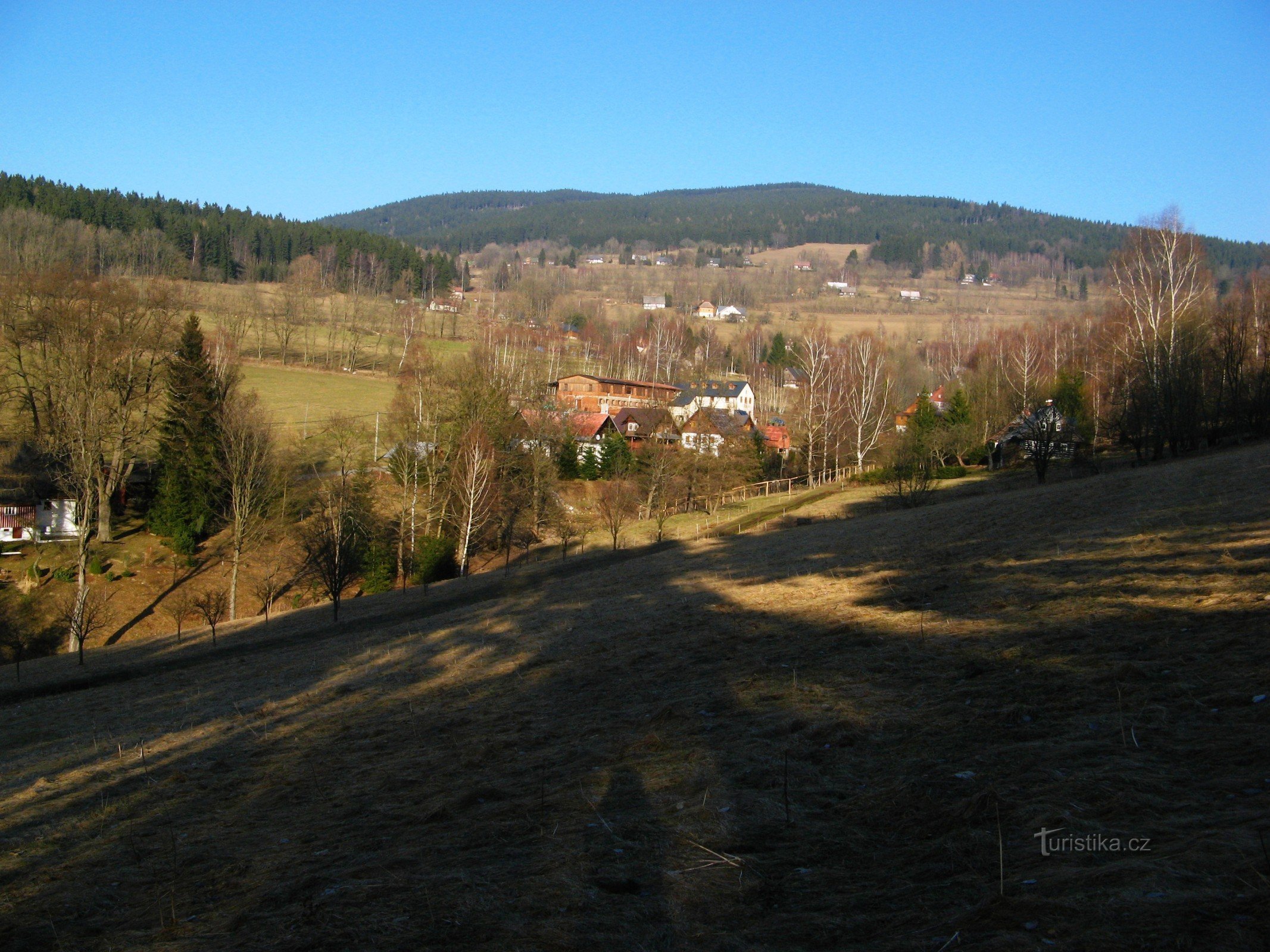 Františkov, pogled na Starý kravín