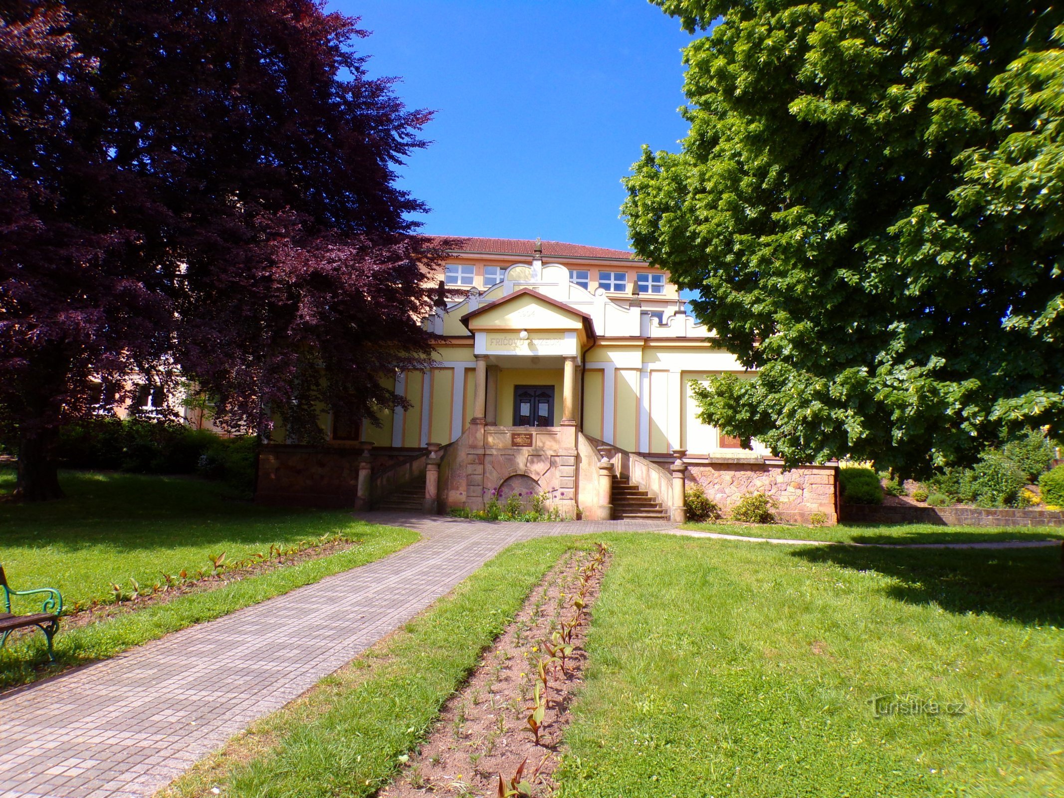 Museu Frič (Lázně Bělohrad, 31.5.2022)