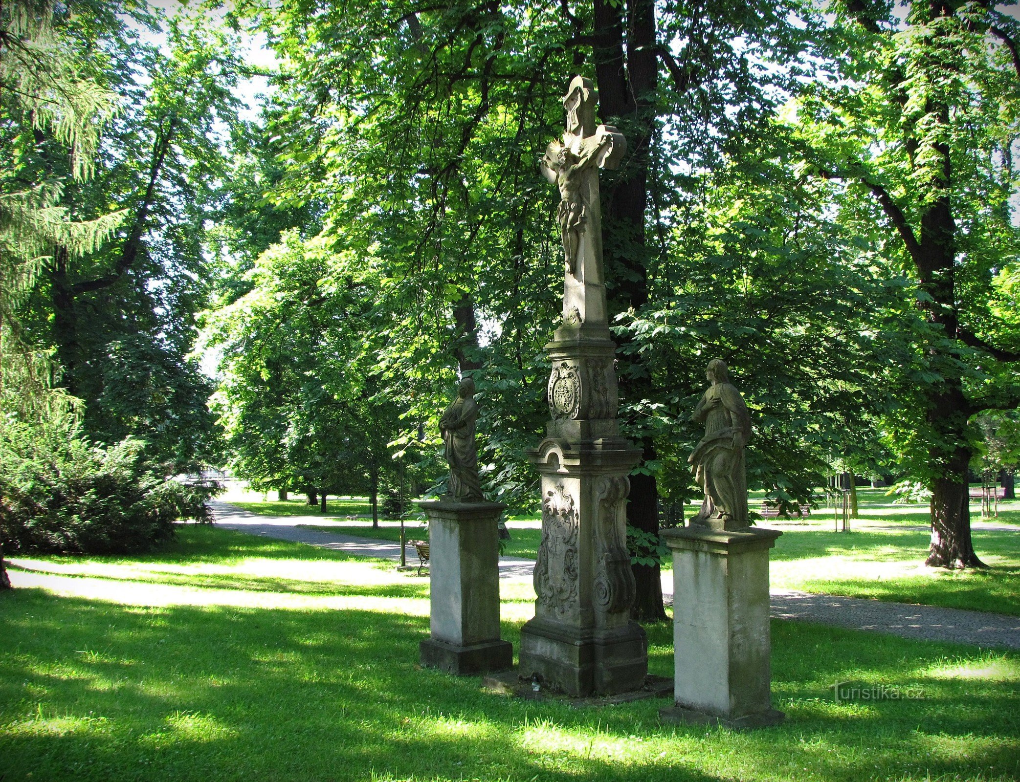 Frýdek - mestni park Komenskega