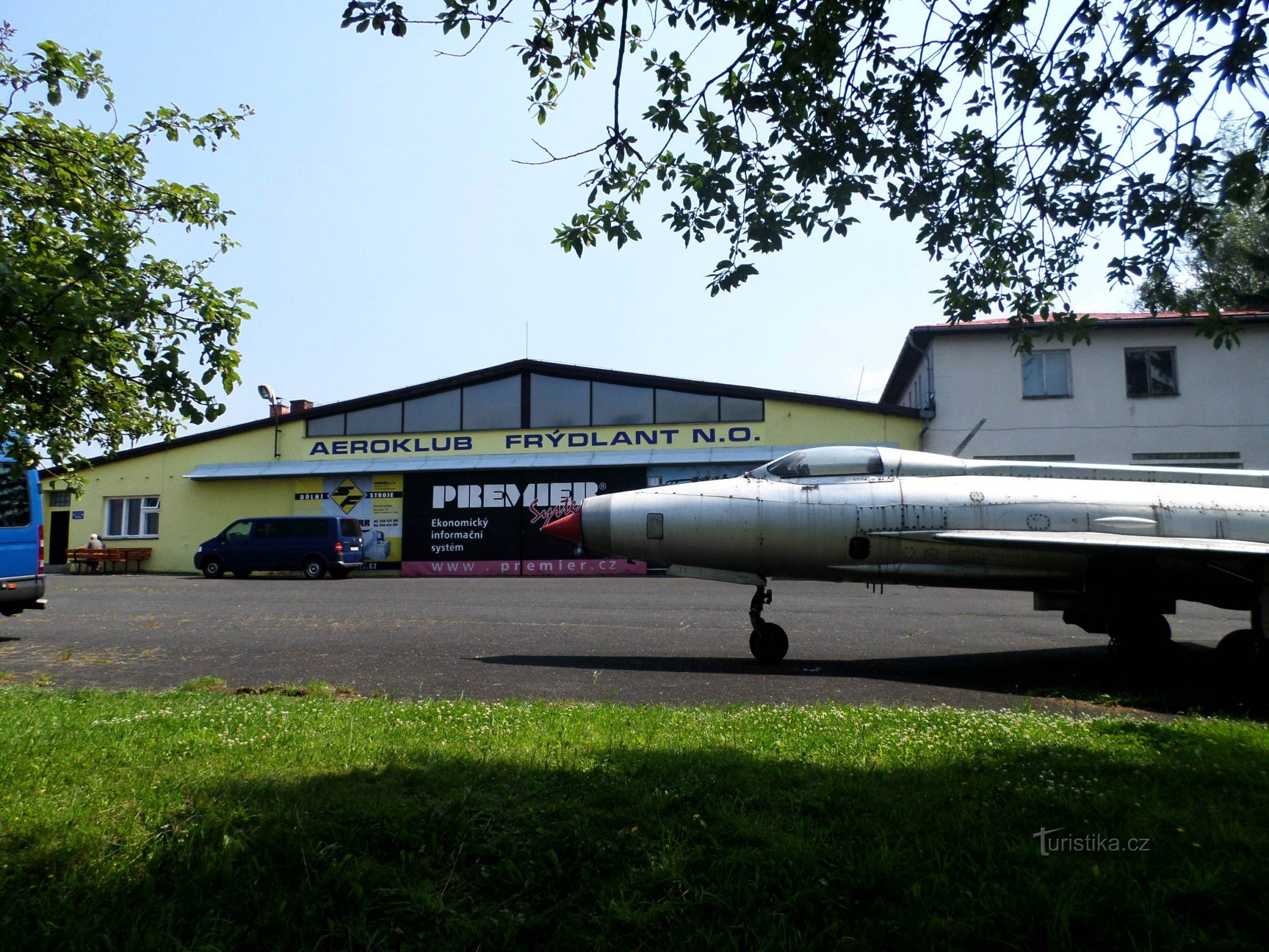 Frýdlant - aéroport - Malenovice Borová