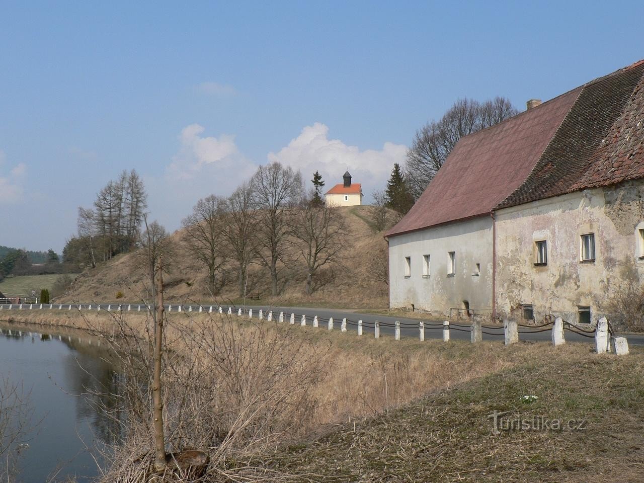 Frymburk, kaple v místech kde stával hrad