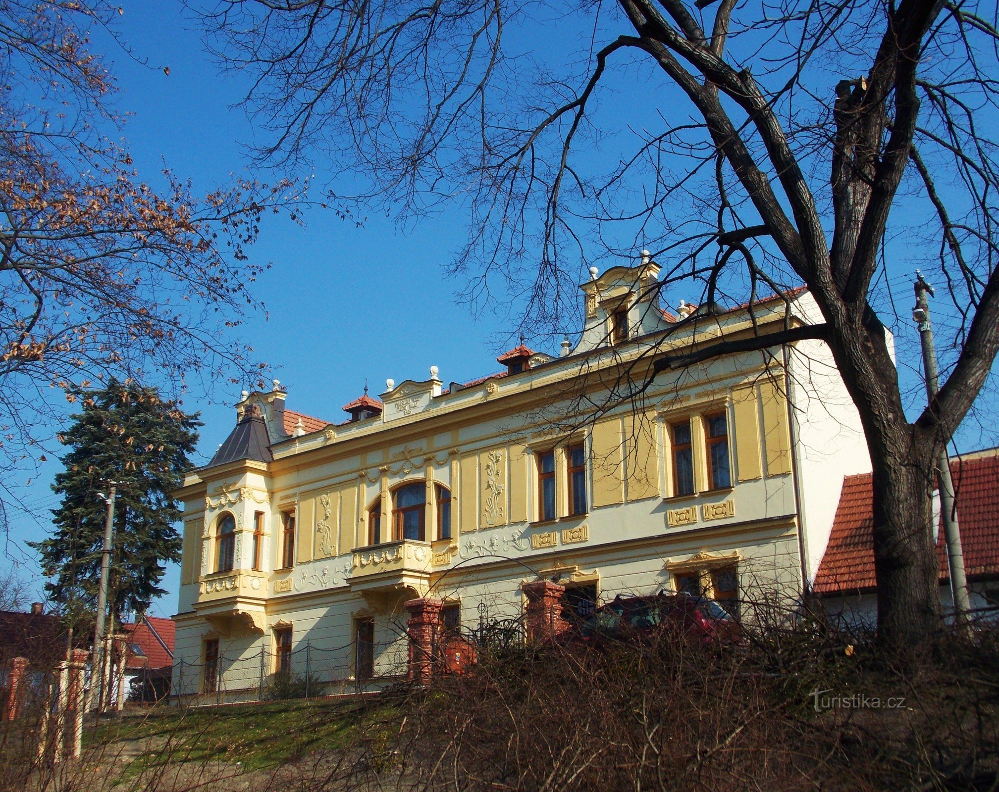 Fúrst's Villa, pensionat för boende i centrum av Bzenc
