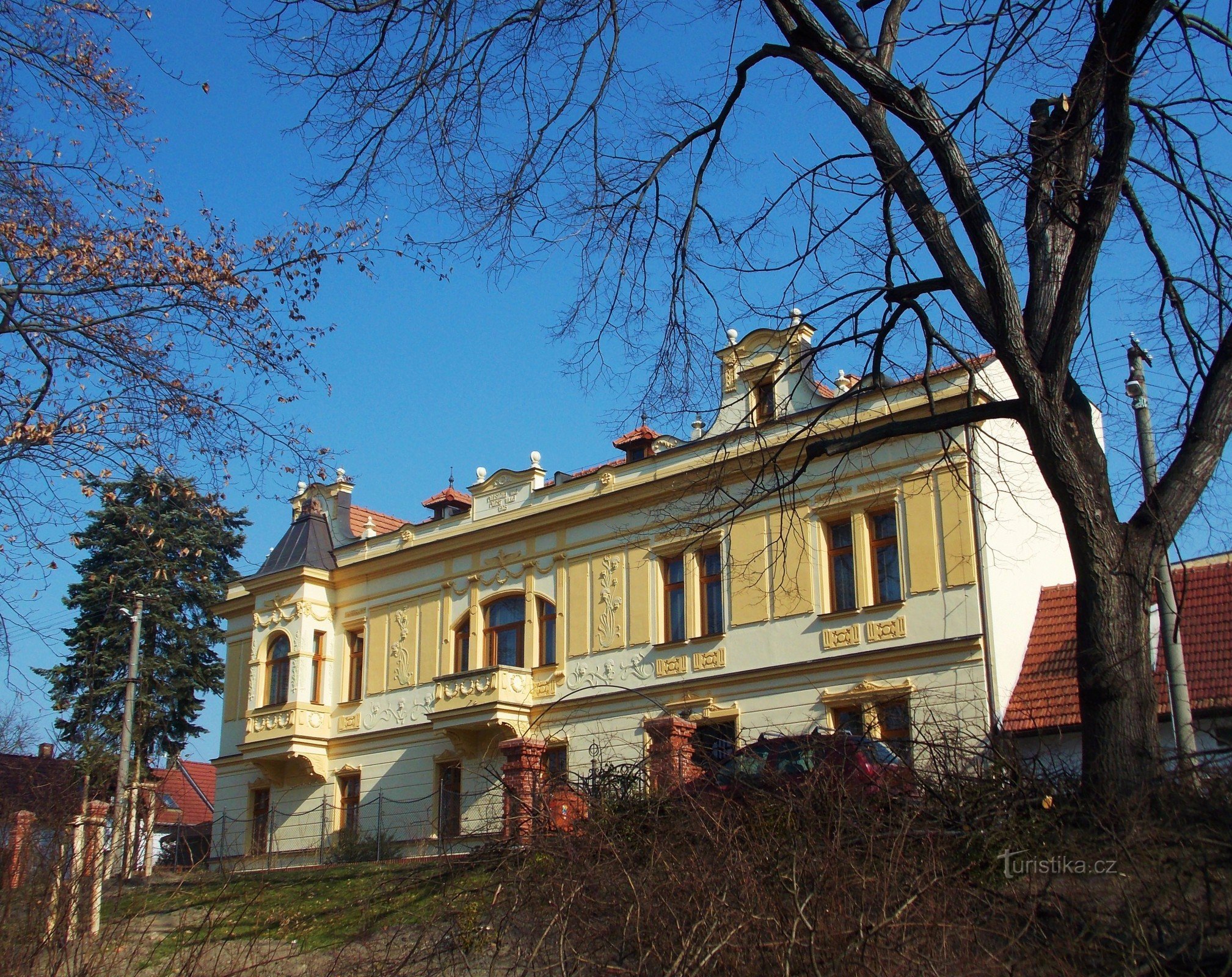 Fúrstova vila, penzion k ubytování v centru Bzence