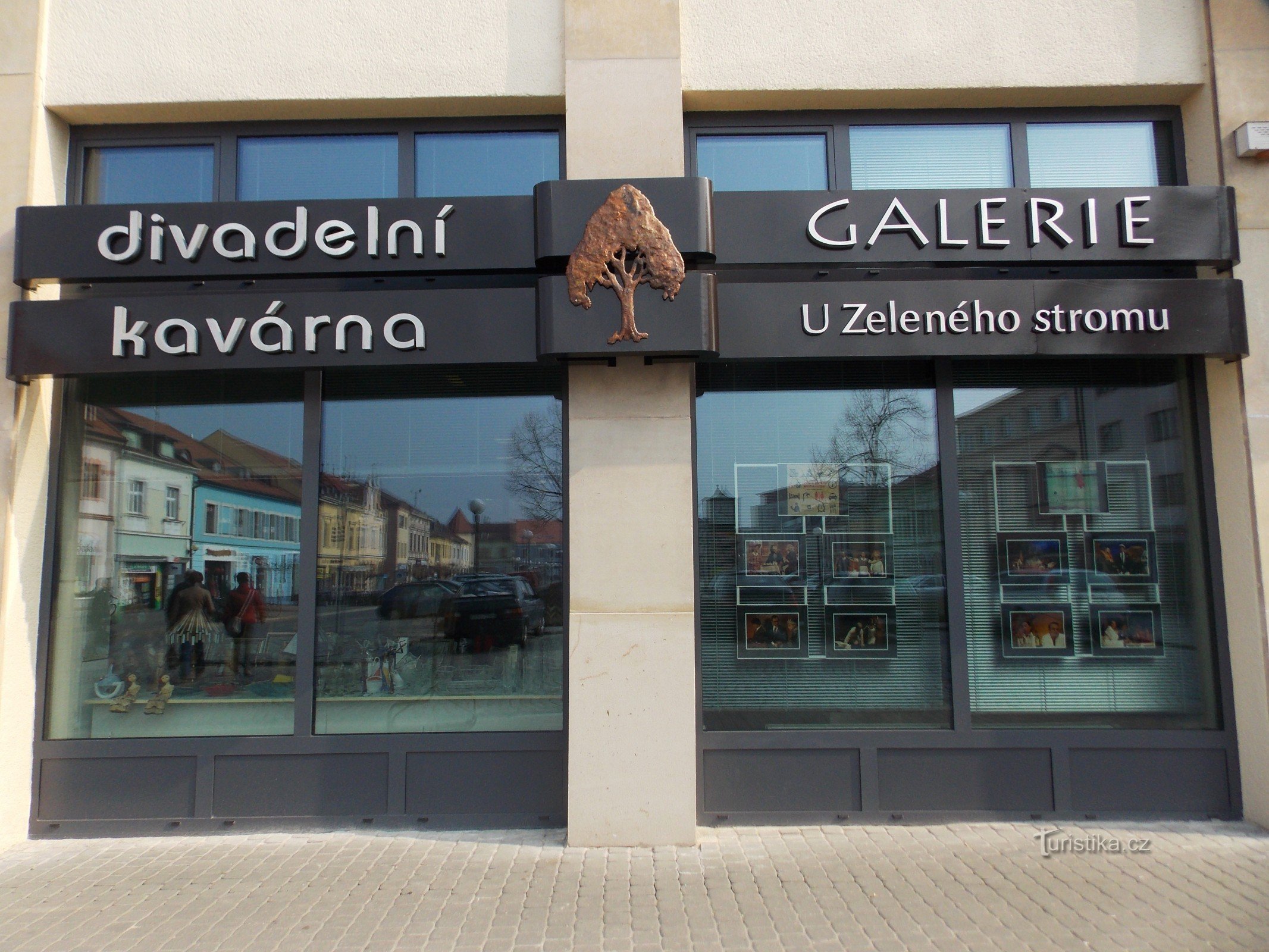Γκαλερί τέχνης στο Mariánské náměstí στο Uh. Hradišti