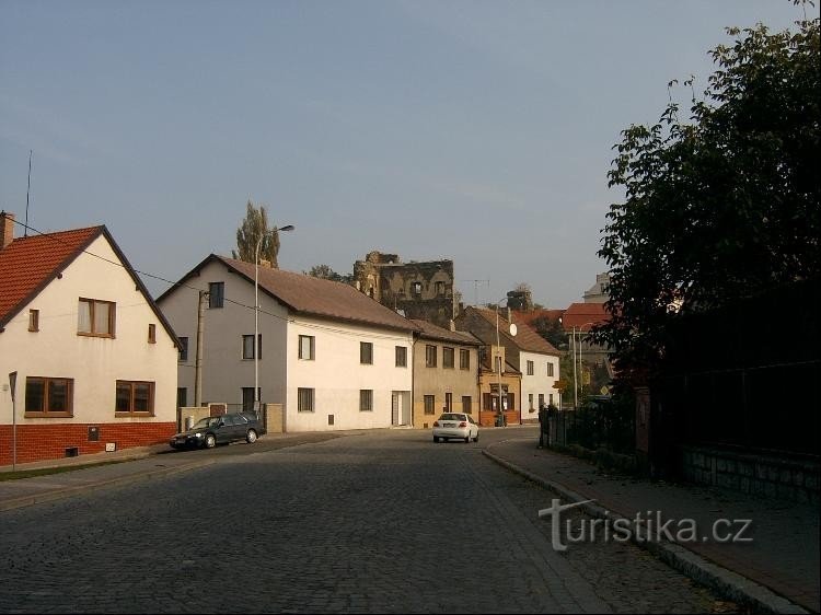 Gotycki zamek w Říčanach: Gotycki zamek w Říčanach