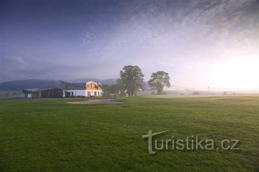 Grund Resort Golf & Ski: świetna propozycja na wiosenny wyjazd