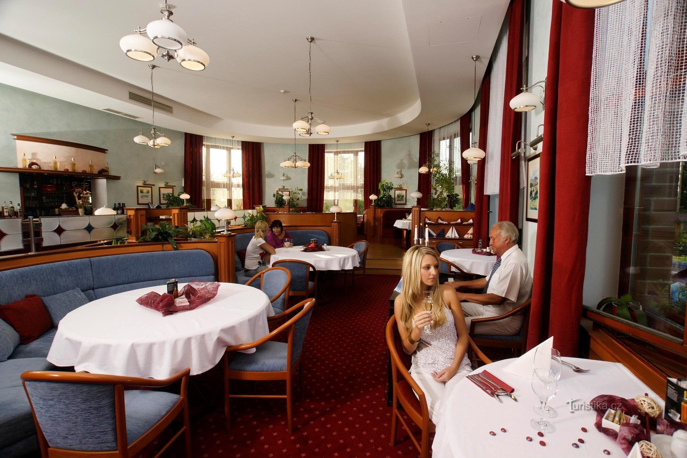 Een gastronomische ervaring in het April Hotel Panorama *** in Rychnov nad Kněžnou