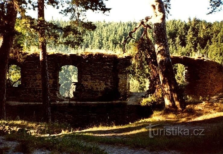 Gutštejn: castillo palacio