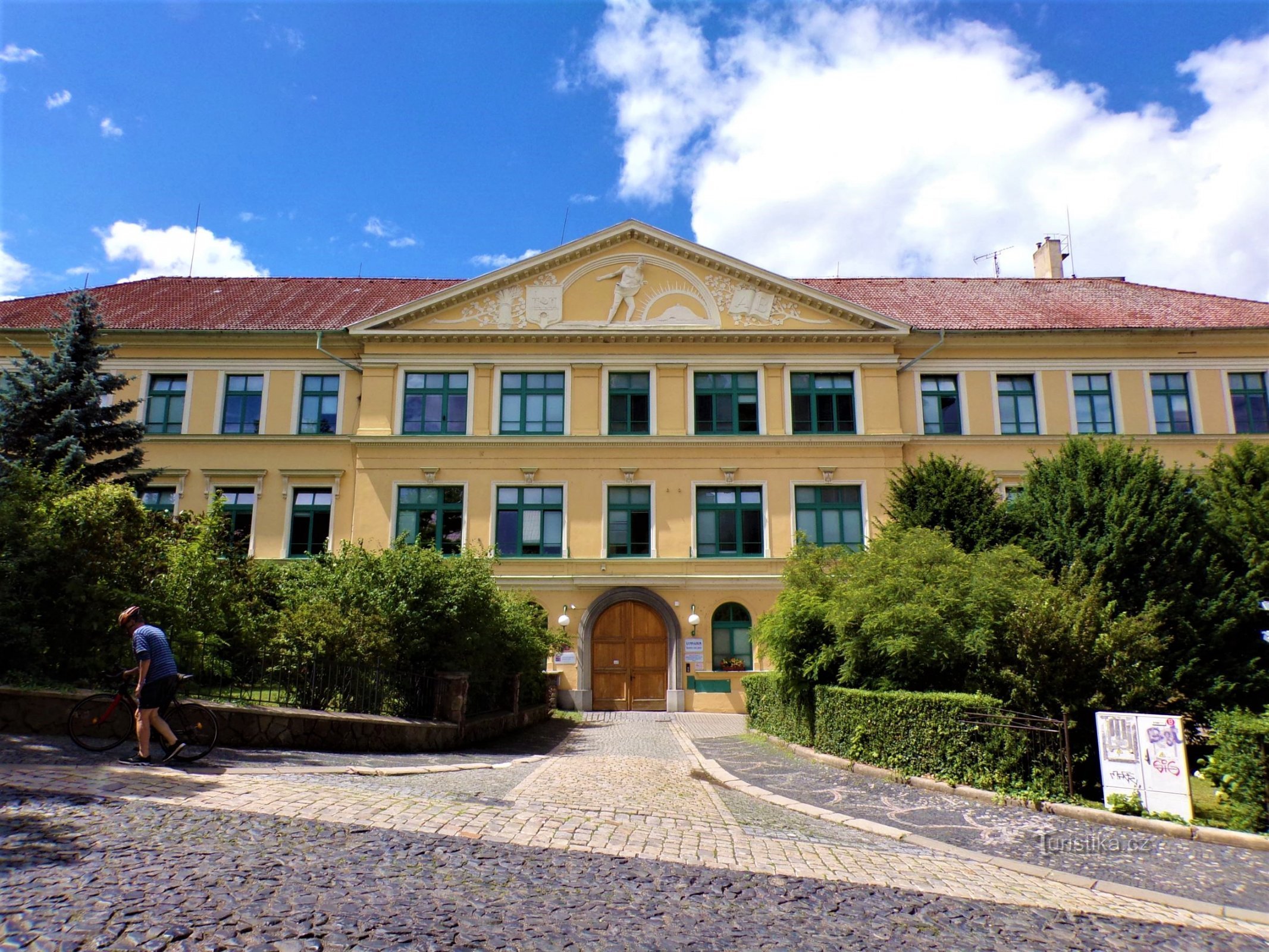 Gymnázium (Roudnice nad Labem, 9.7.2021)