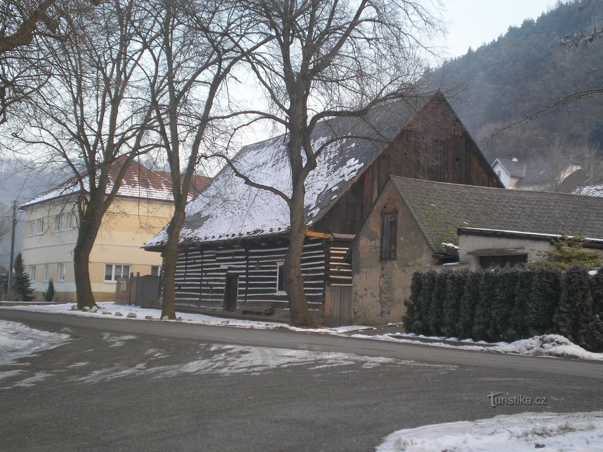 La finca de Hamouz en Zbečné