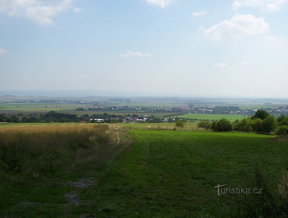 Haná s Ludéřovom i Drahanovicima iz svetišta - Foto: Ulrych Mir.