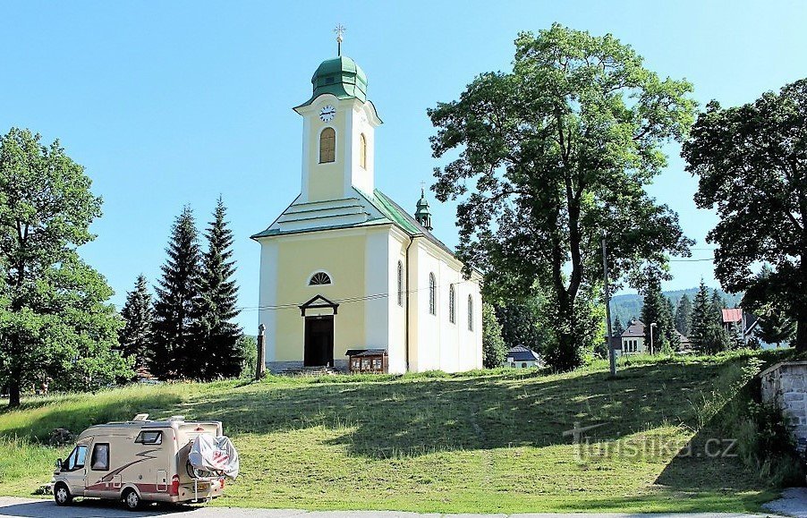 Harrachov, kostel sv. Václava