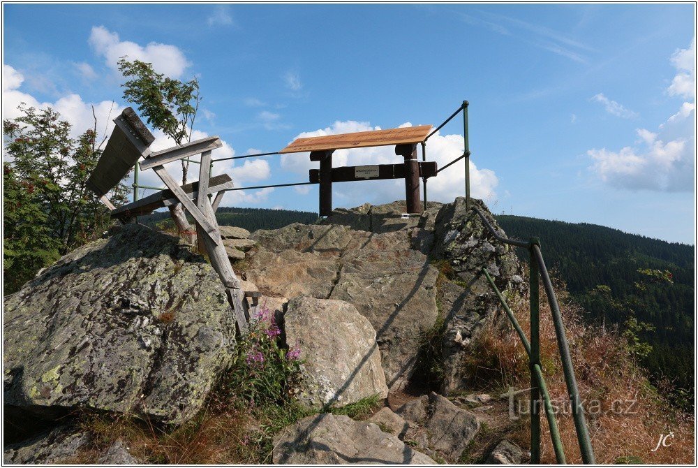 Harrach's rock, lookout