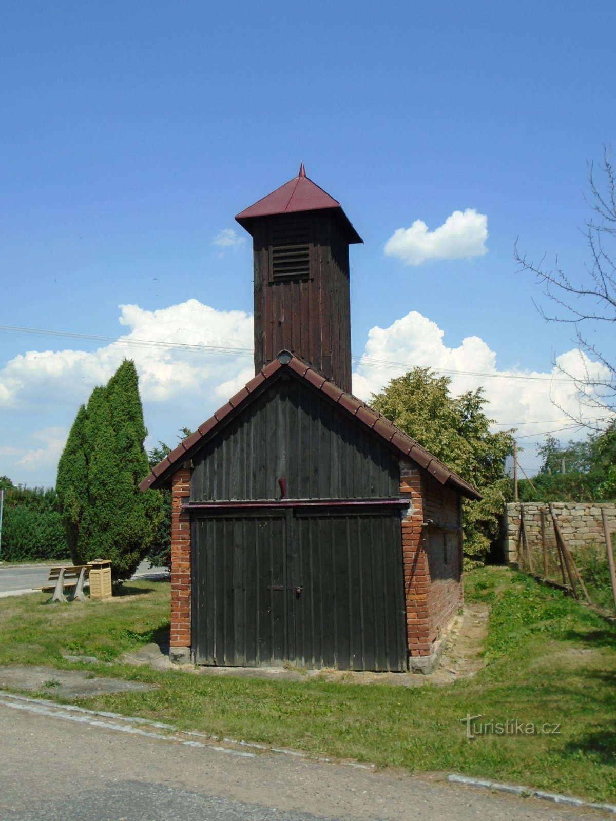 Vatrogasni dom protiv ribnjaka (Venecija, 5.7.2018.)