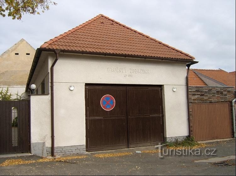 Caserne de pompiers : bâtiment de 1952