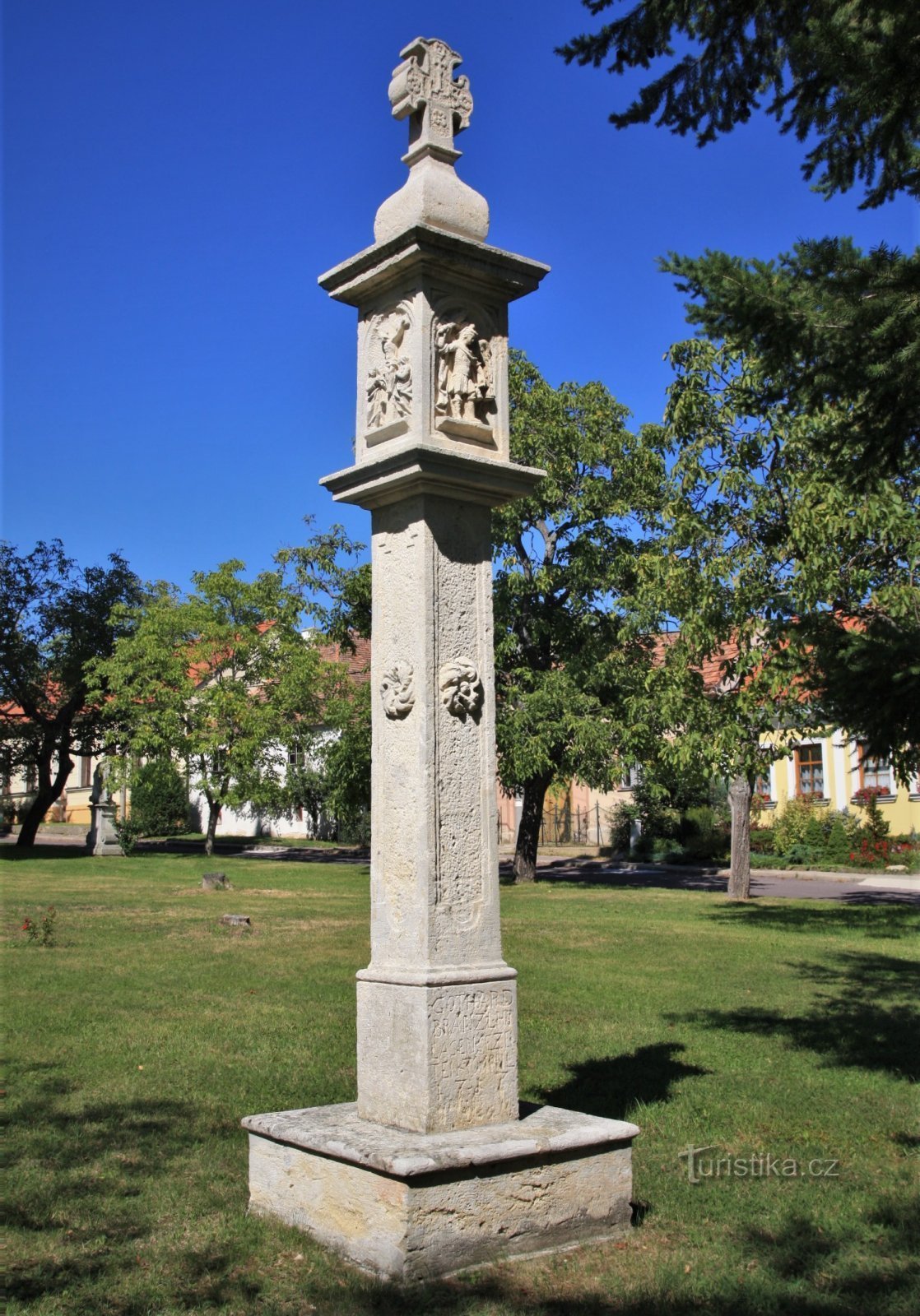 Havraníky - kerk van St. Linhart