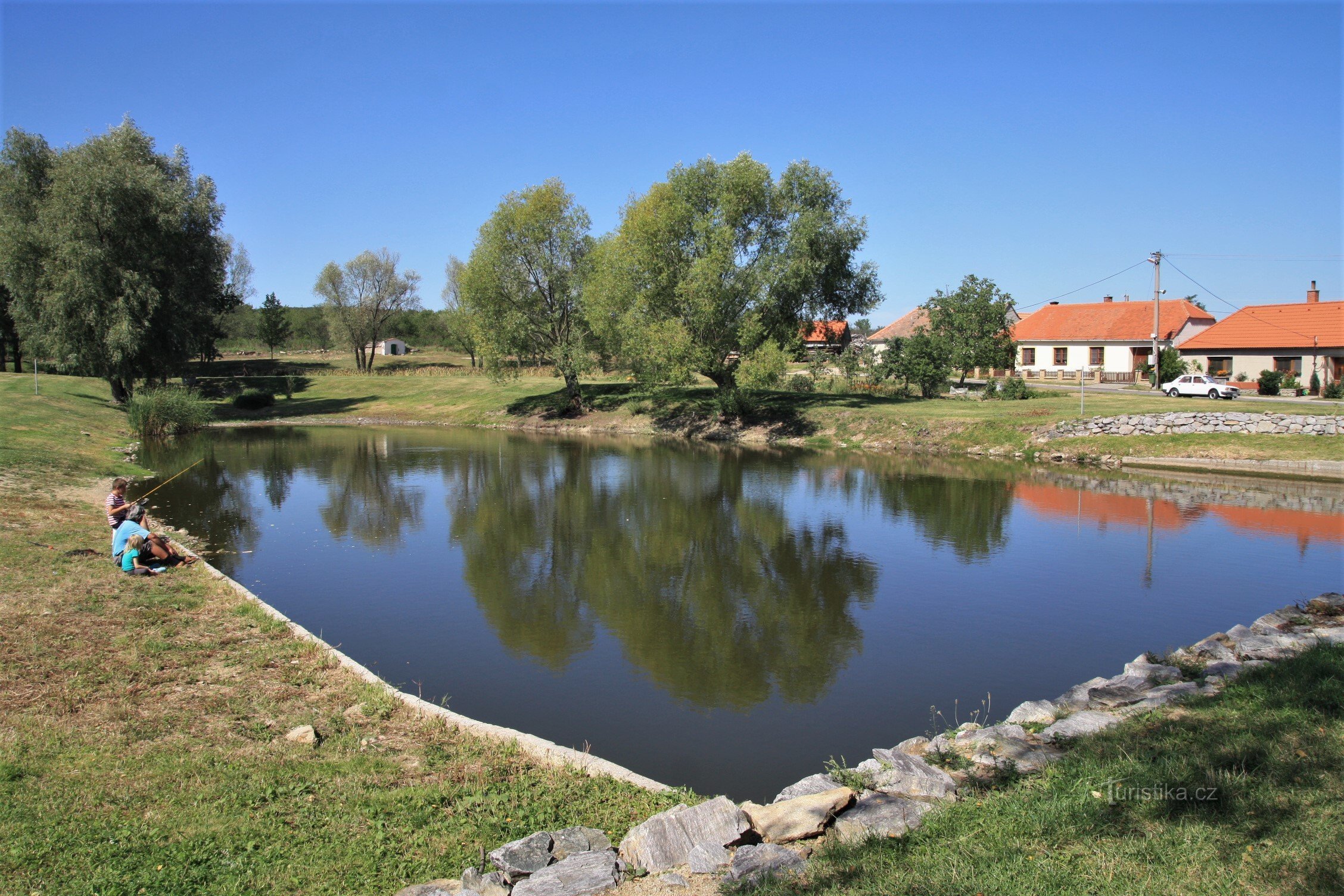 Havraníky - pond