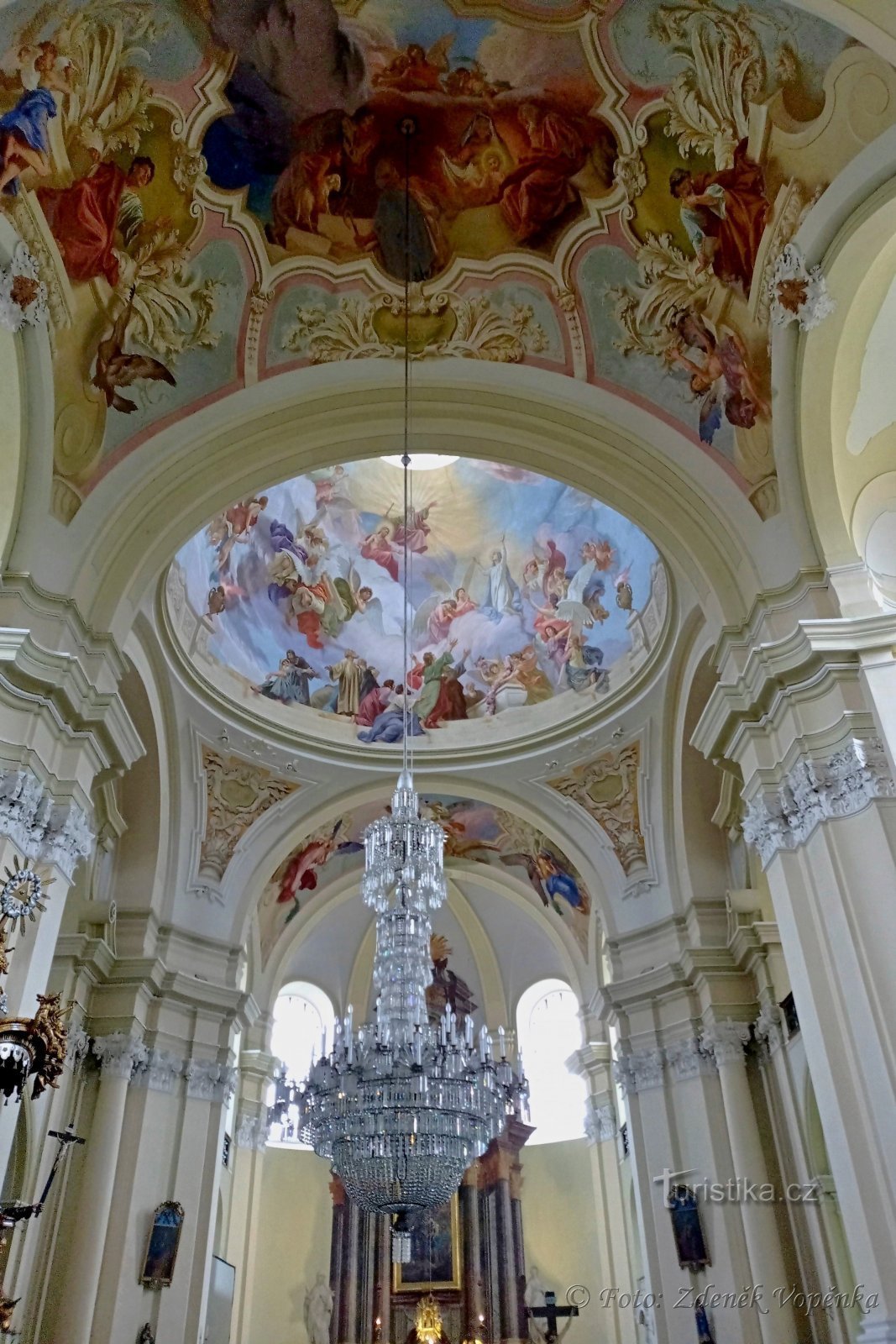 Monastère et église franciscains de Hejnice.