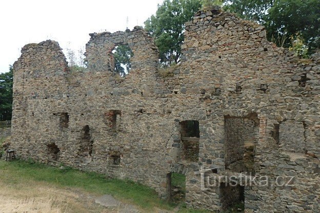 Helfenburg koło Baworowa