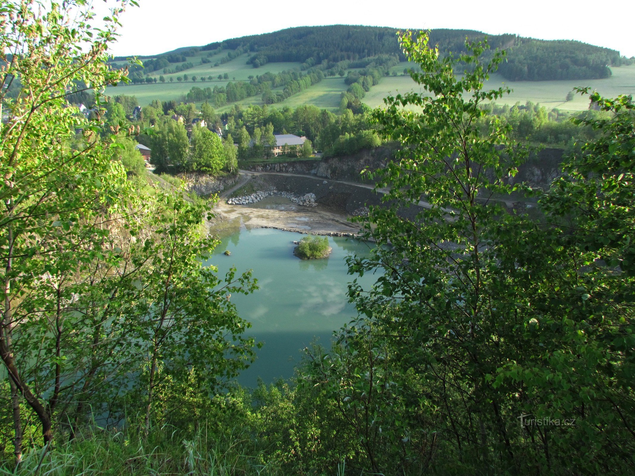 Heřmanovick の採石場と洞窟