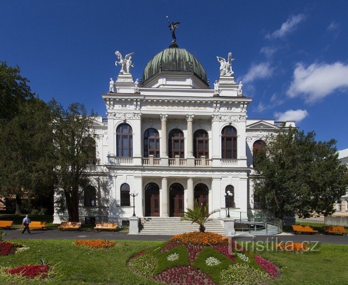 Historisk utställningsbyggnad - Silesian Regional Museum