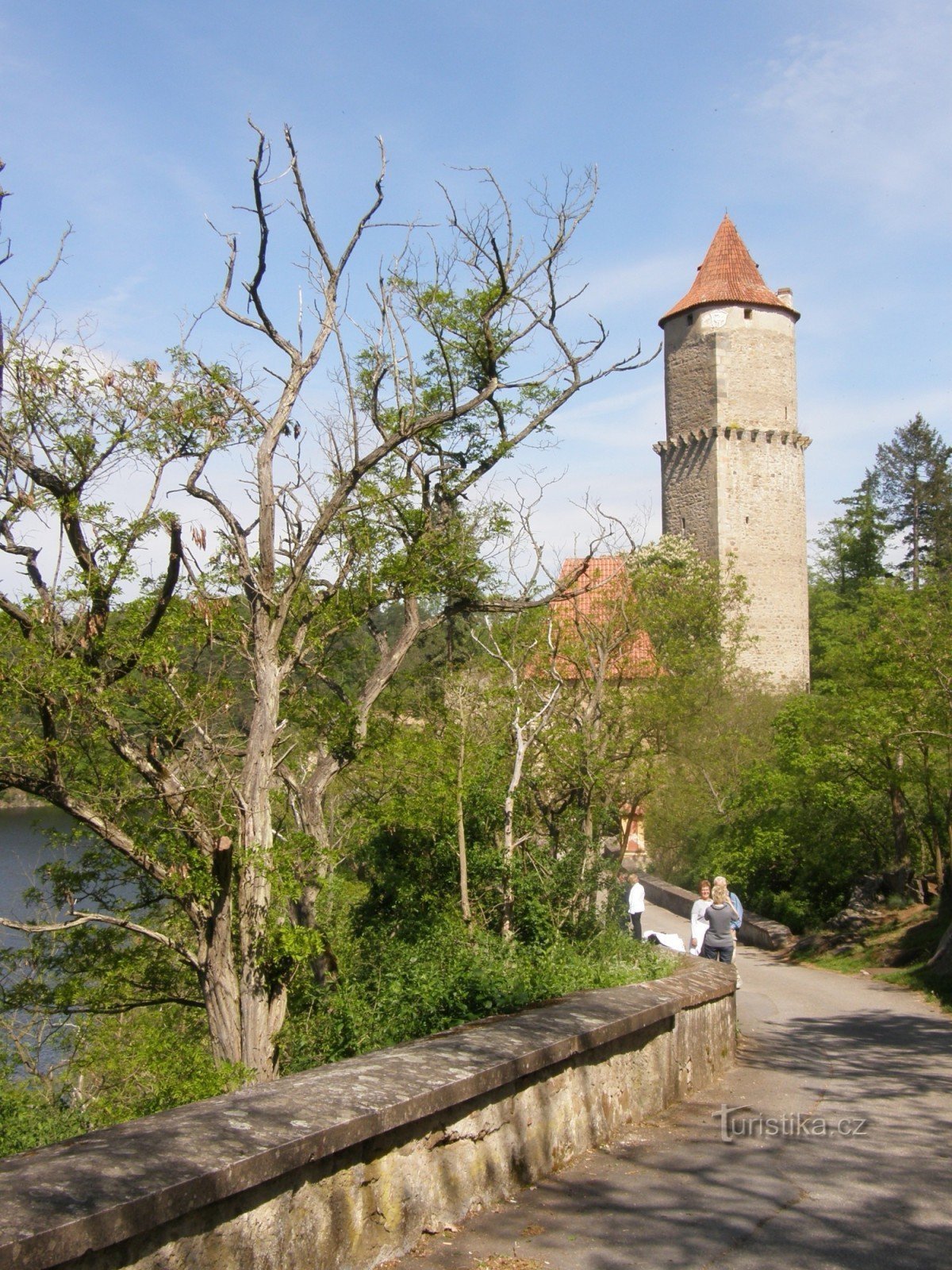 Hláska is het dominante kenmerk van het kasteel van Zvík