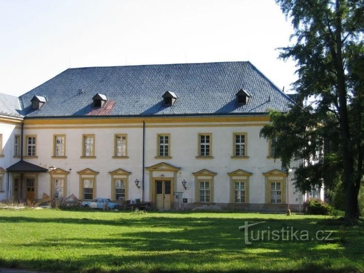 The main building of the castle