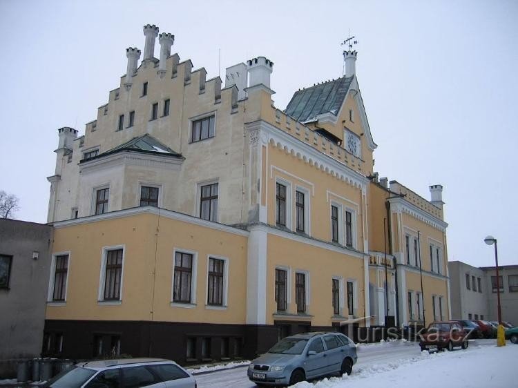 The main building of the castle