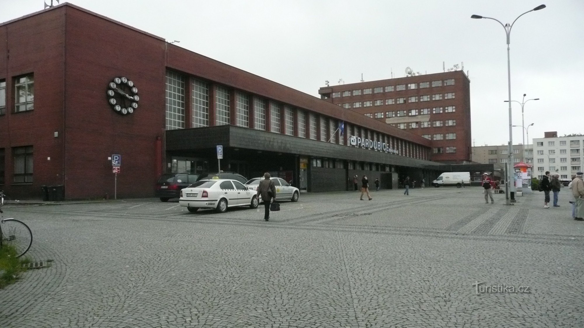 中央駅