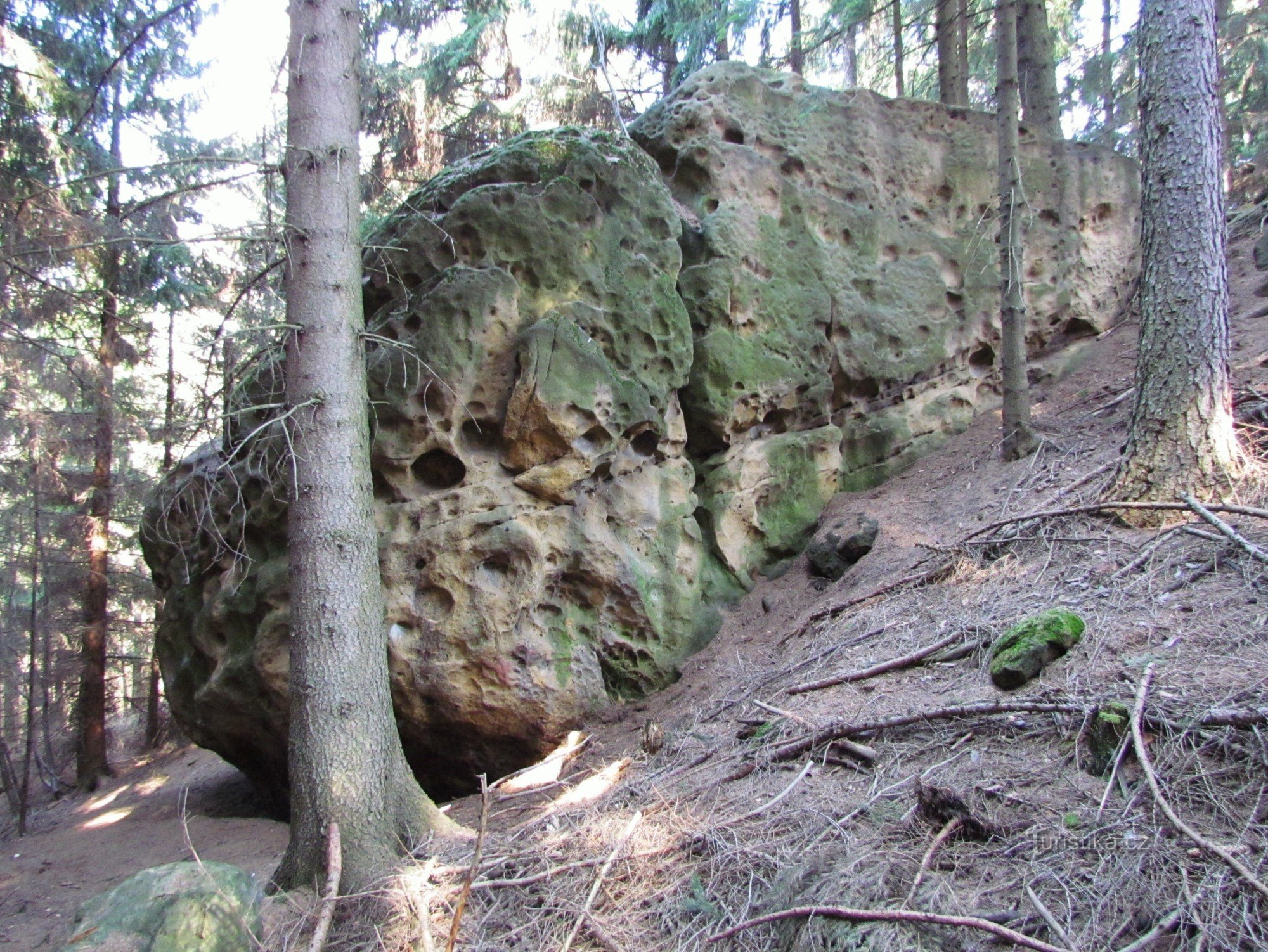 huvudbrunnen - Bába