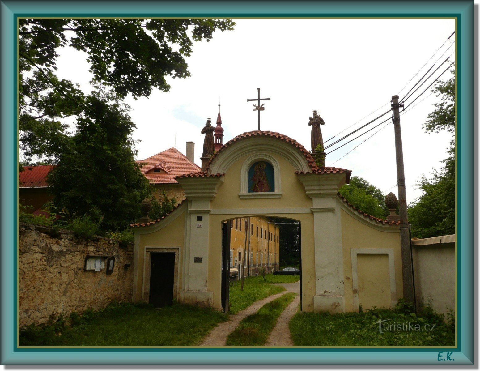 L'ingresso principale di Hájek