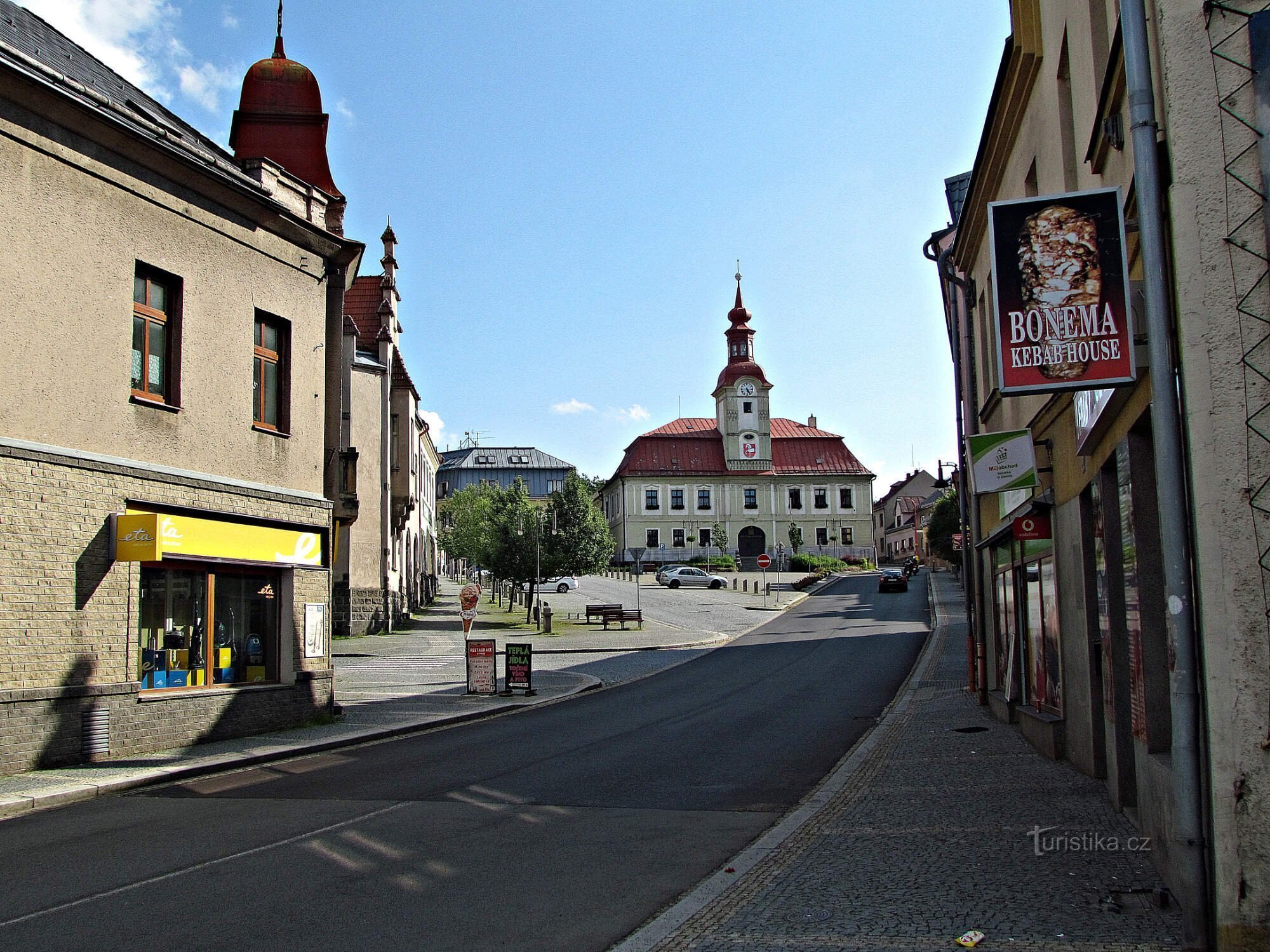 Hlinsko - Poděbradovo Náměstí