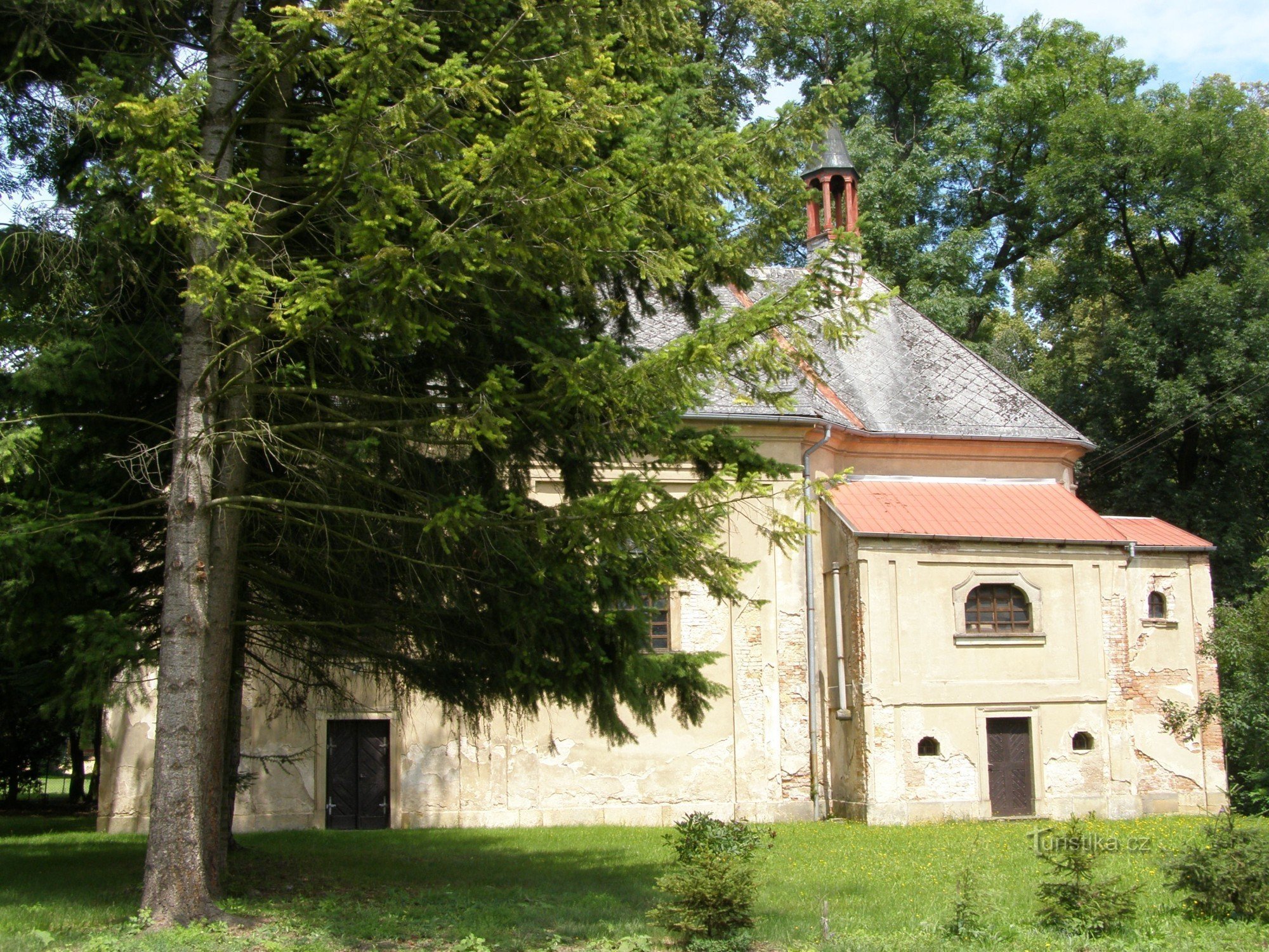 Hlušice - kyrkan St. Wenceslas