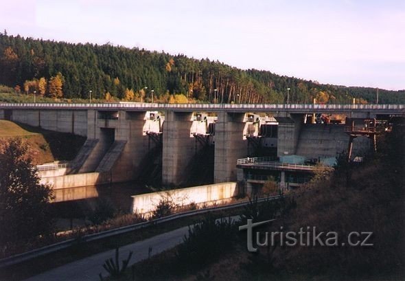 Staudamm Hněvkovická