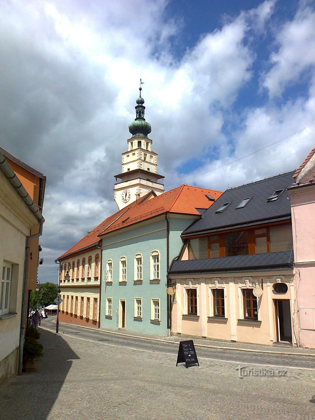 Der Uhrturm im Infozentrum