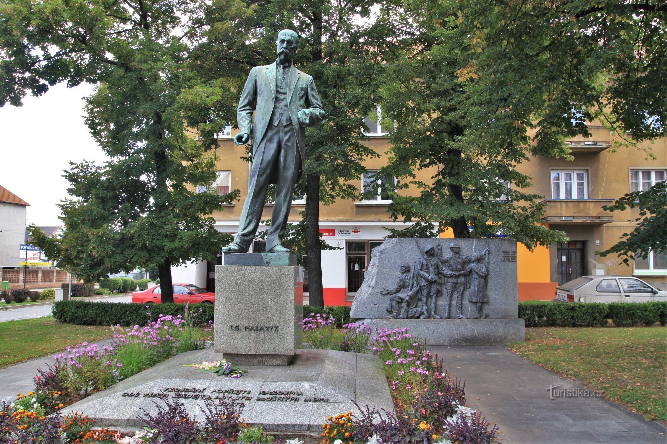 Hodonin - Monument TG Masaryk - 2011