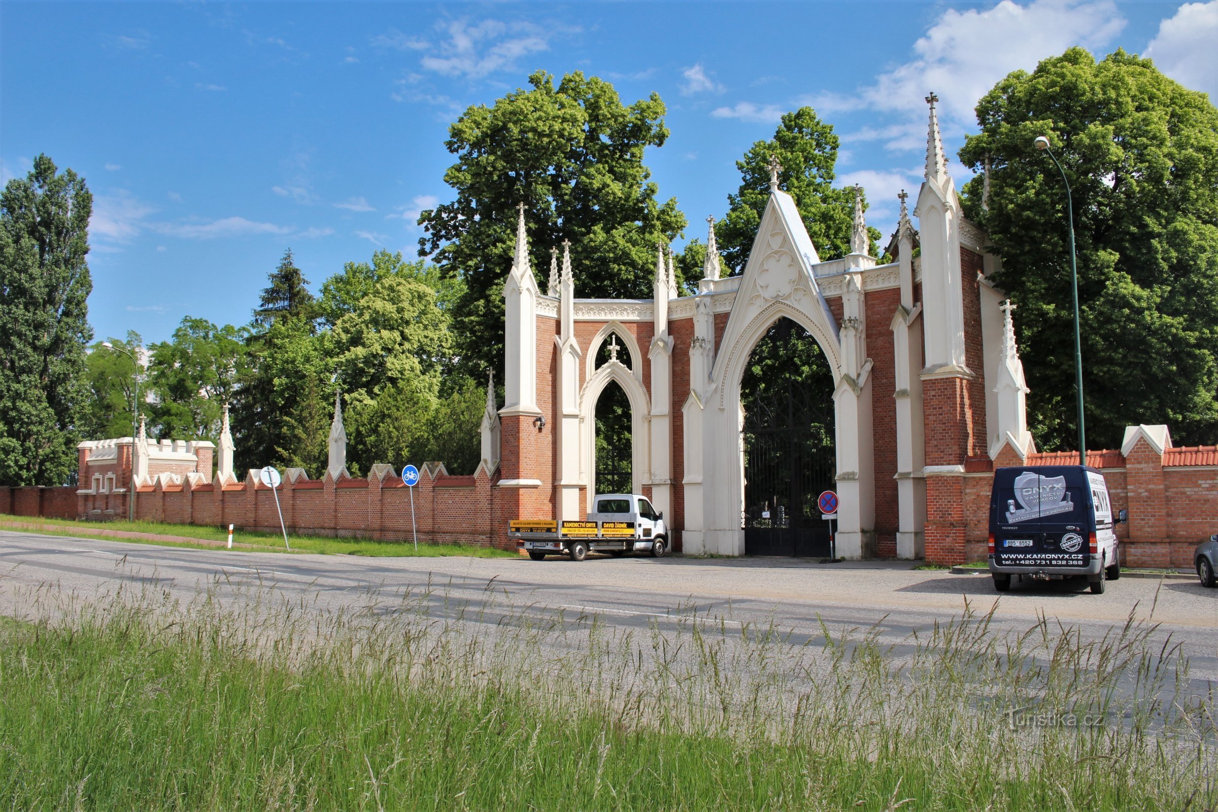 Hodonín kyrkogård