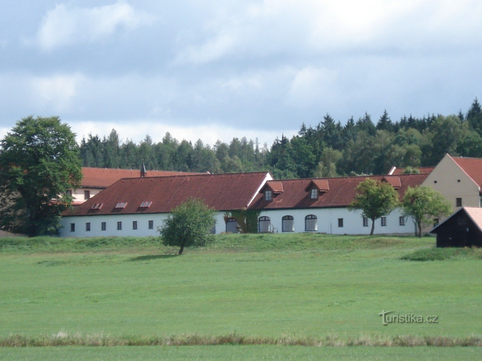 Голенський двір