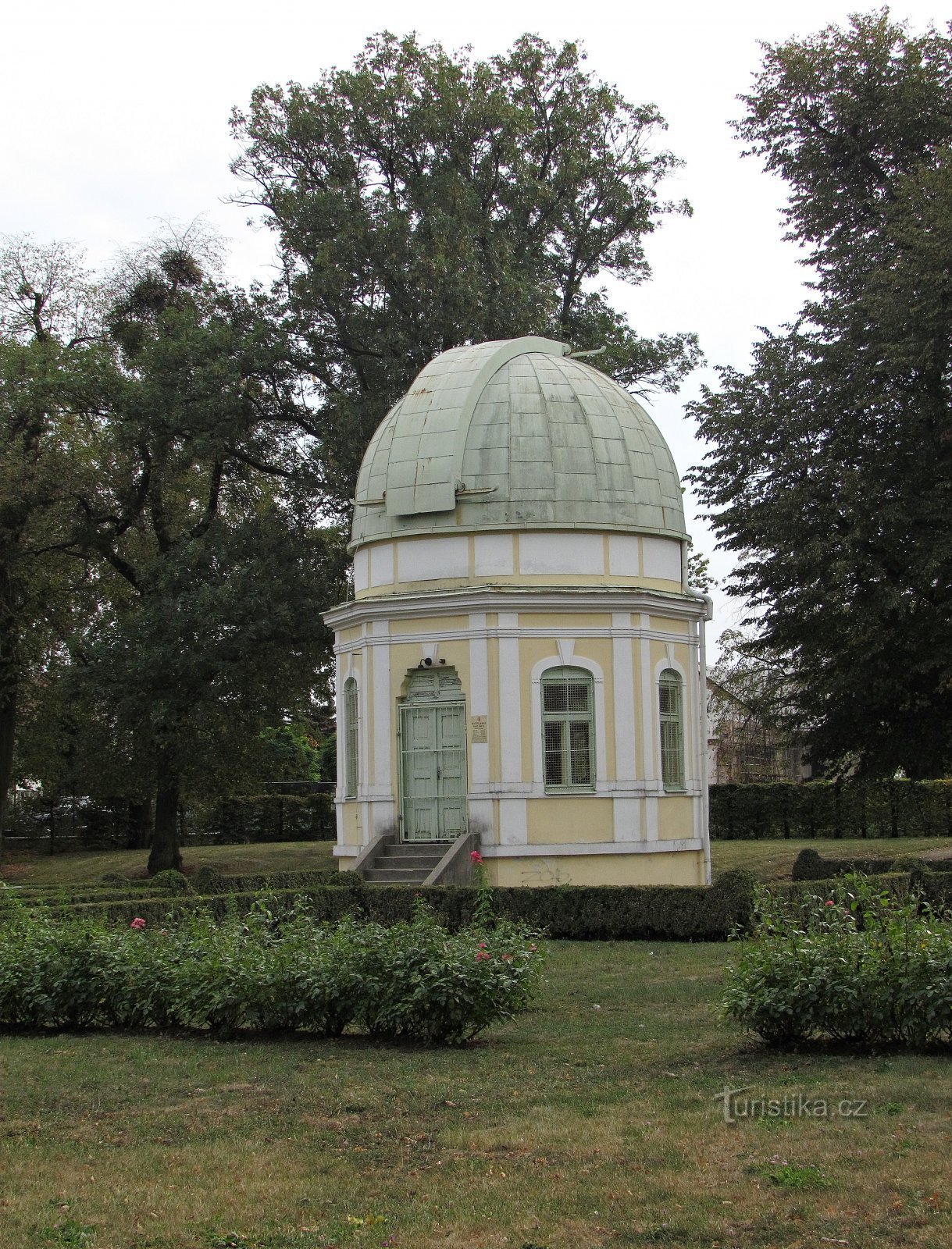 Holešov - monumento ao compositor e observatório