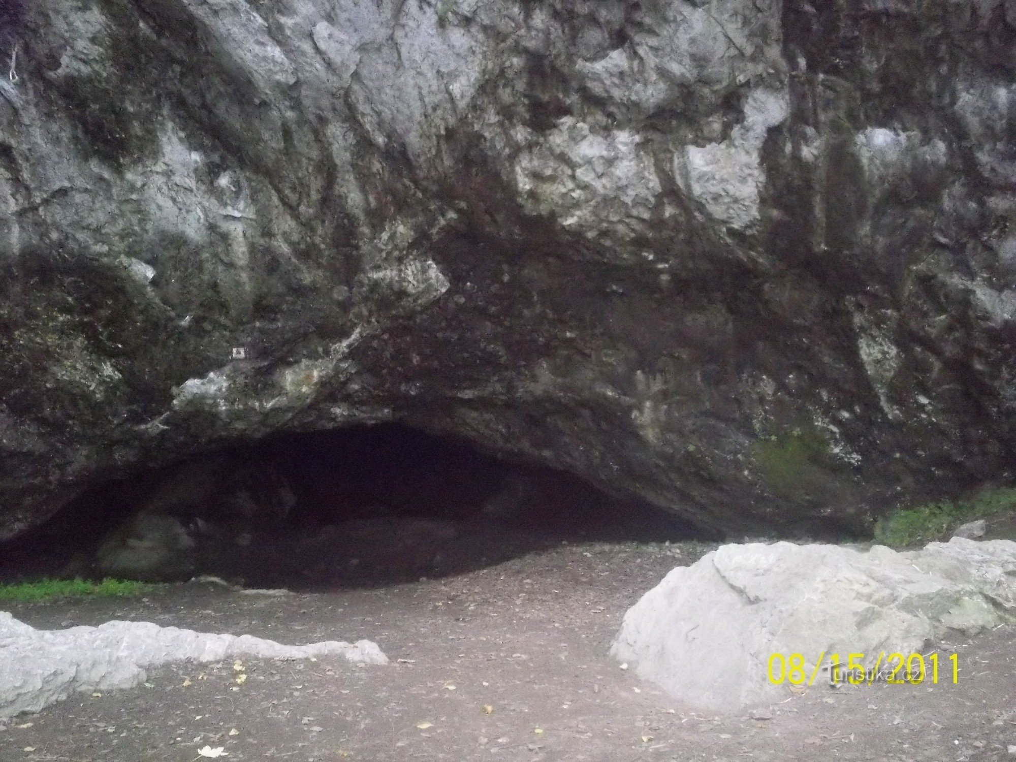 ホルスタイン - フラドモルナの洞窟