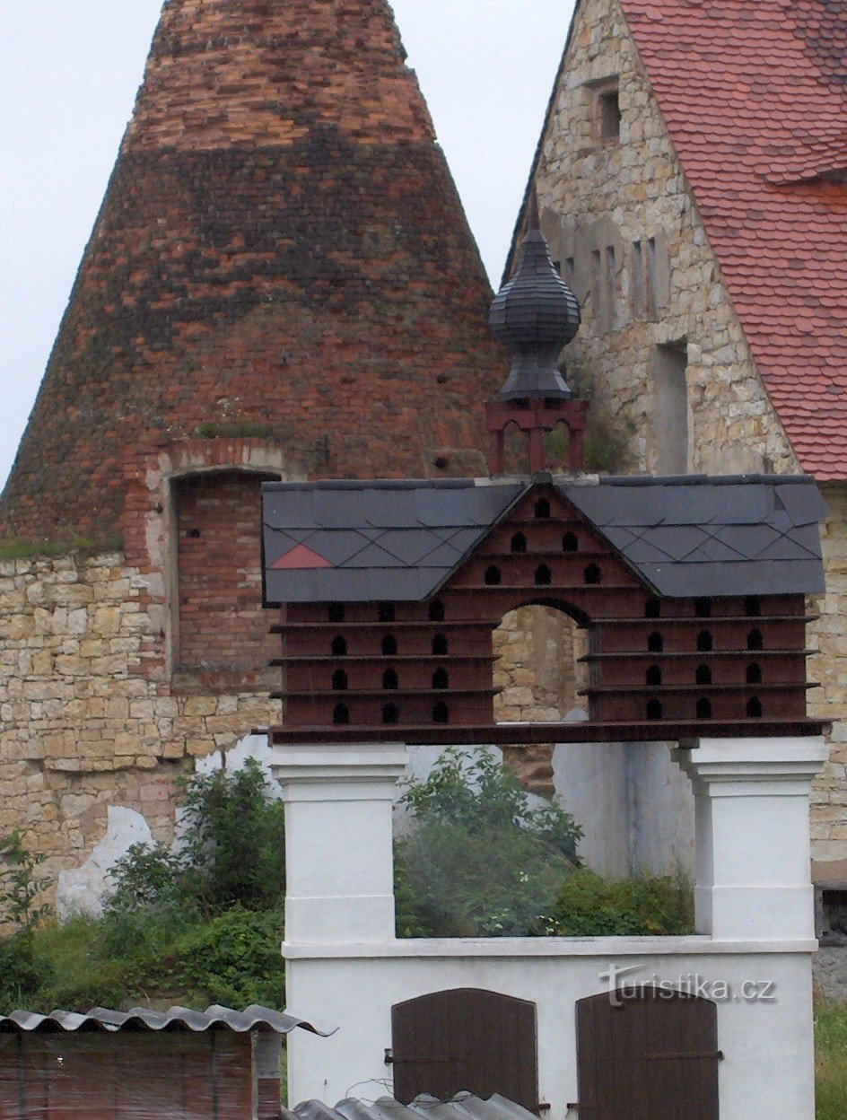 dovecote