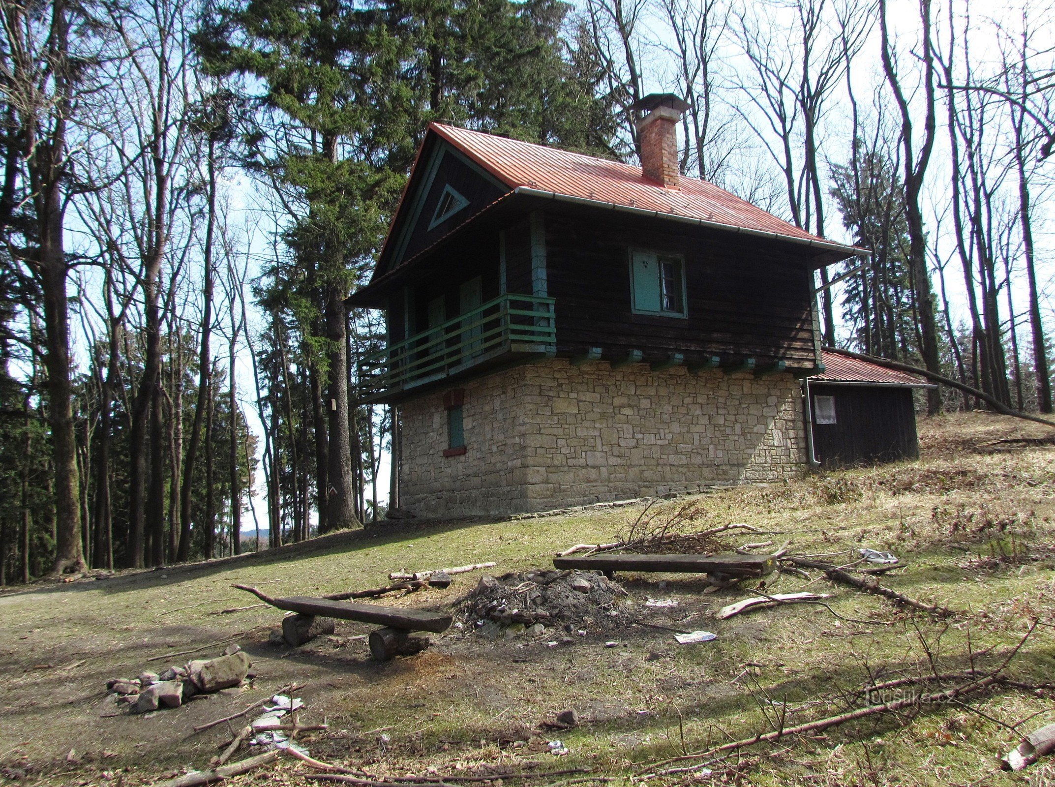 Holubs Hütte unter Kelčský Javorník